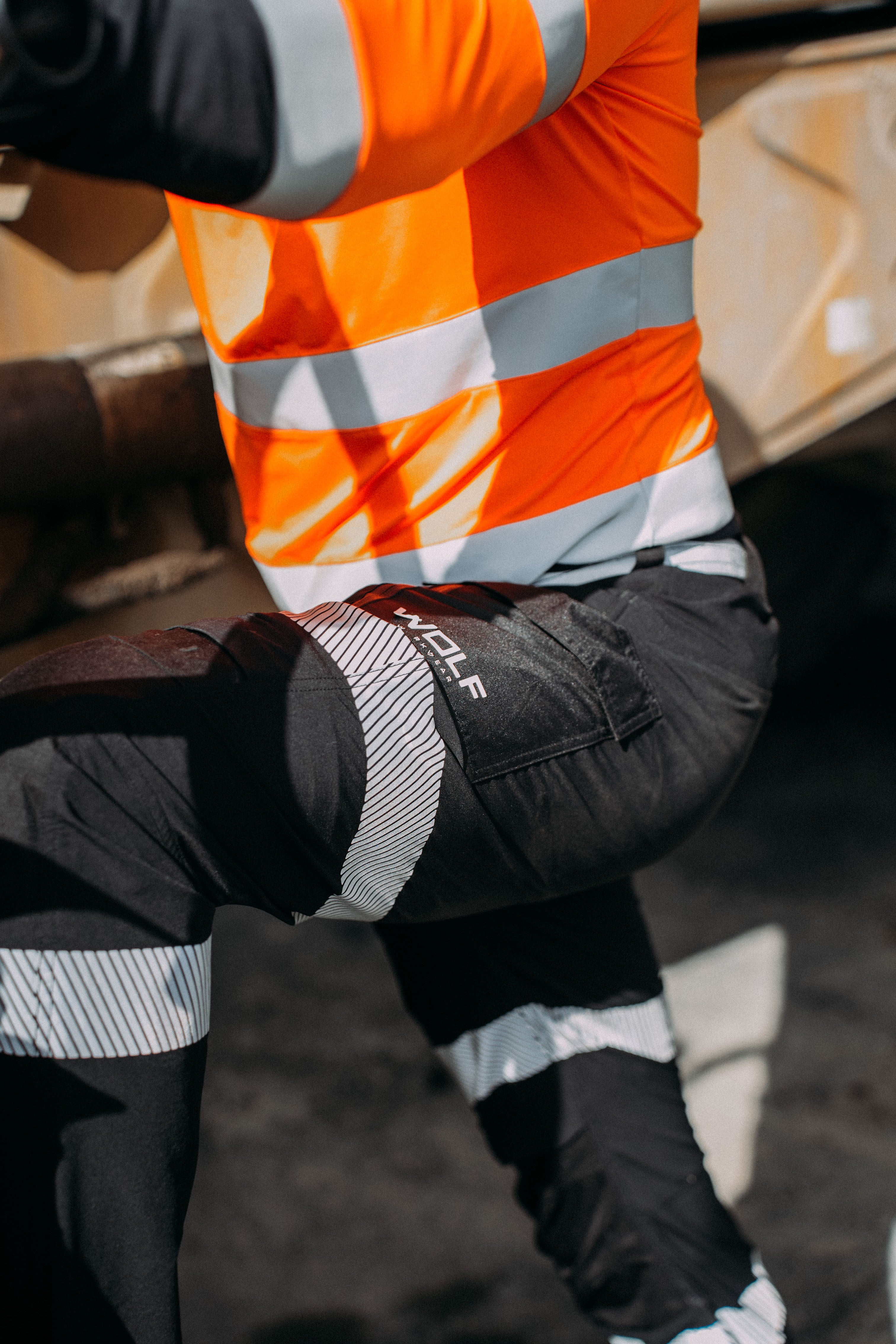 Wolves Workmard Wolf Workwear - Empowering Professionals with High-Performance Gear